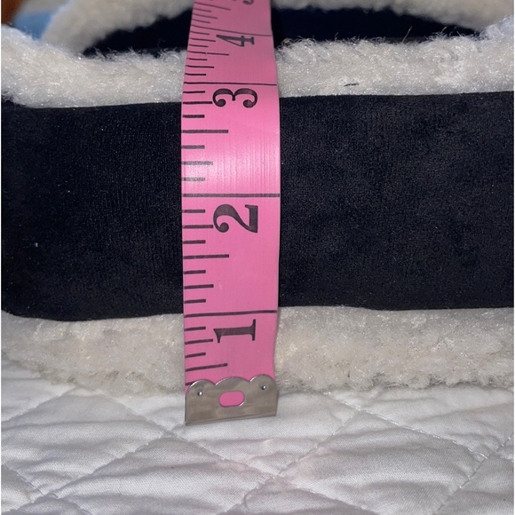 BEARPAW CROSS-BODY SHOULDER SADDLE-BAG BLACK Faux Suede & Shearling Trim - Picture 8 of 16